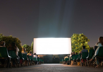 Cinema sotto le stelle all'Arena Daturi