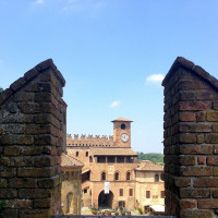Veduta su Palazzo Podestà