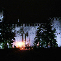 Grazzano Visconti - il castello in notturna